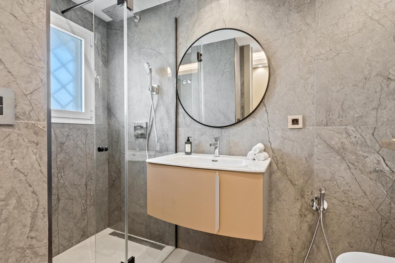 Appartamento Fully Renovated Frontline Flat Marbella Esterno foto