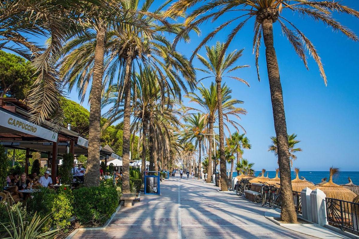 Appartamento Fully Renovated Frontline Flat Marbella Esterno foto