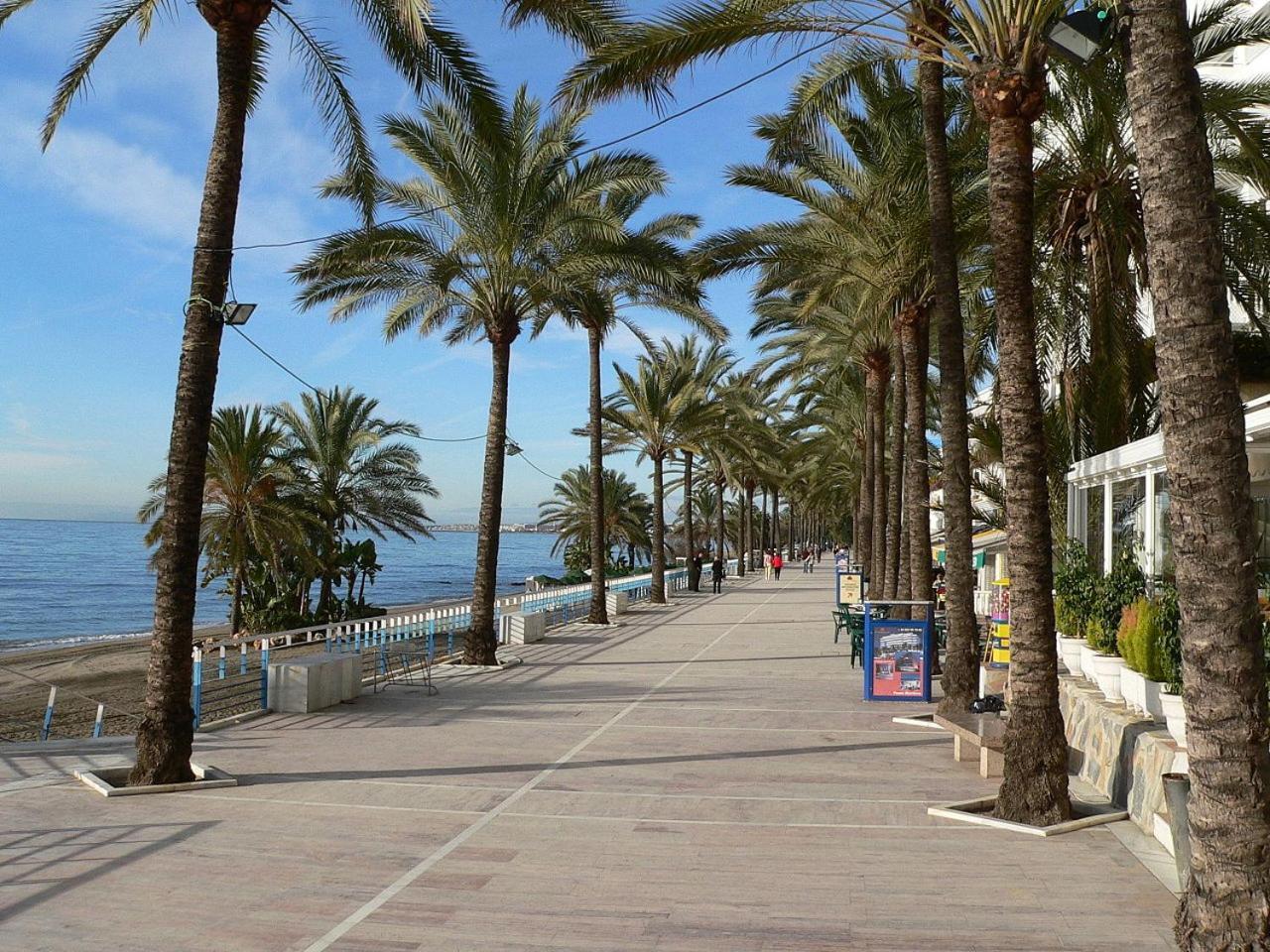 Appartamento Fully Renovated Frontline Flat Marbella Esterno foto
